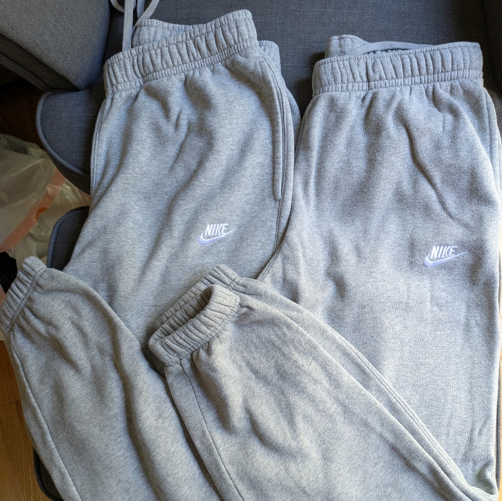 Nike Sweatpants Men's Large, Two Pairs